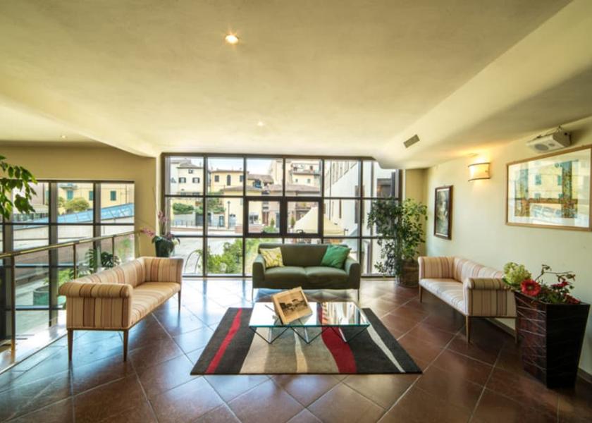 Tuscany Colle di Val d'Elsa Lobby