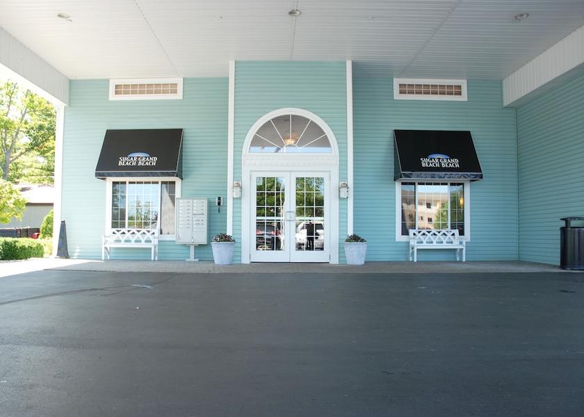 Michigan Traverse City Exterior Detail