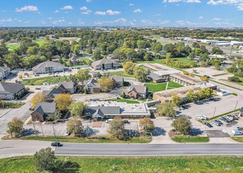 Illinois Urbana Exterior