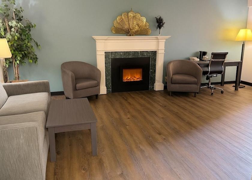 Ontario Point Edward Living area