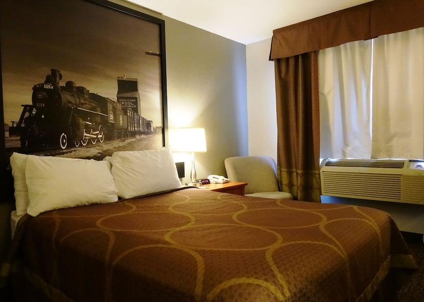 Saskatchewan Regina Room