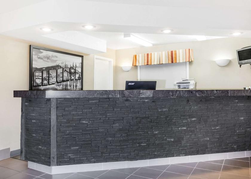 Alberta Stettler Lobby