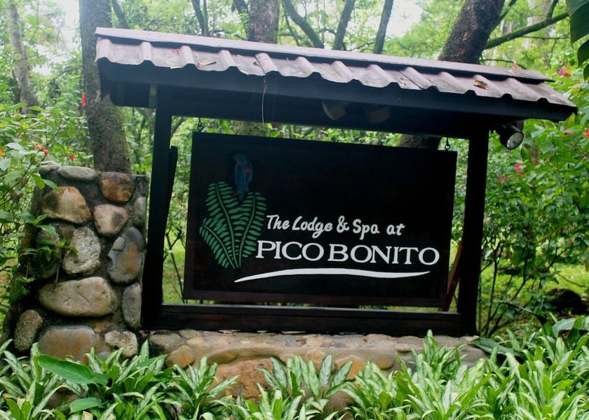 Atlantida La Ceiba Exterior Detail