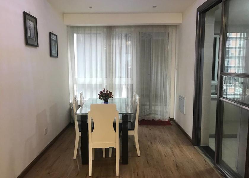 Sichuan Chengdu In-Room Dining