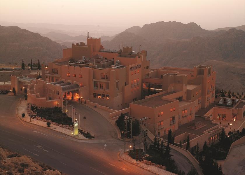 Ma'an Governorate Wadi Musa Front of property - evening/night