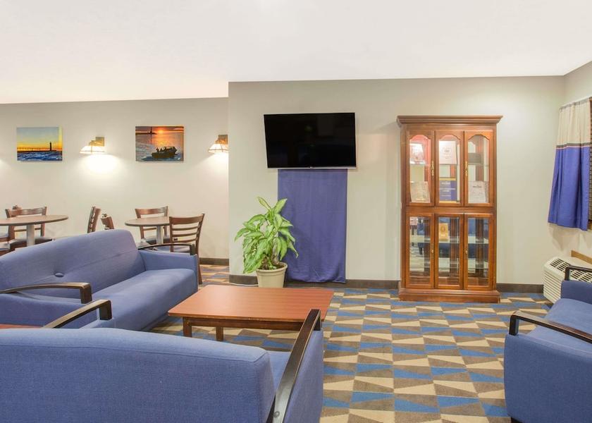 Michigan Manistee Lobby