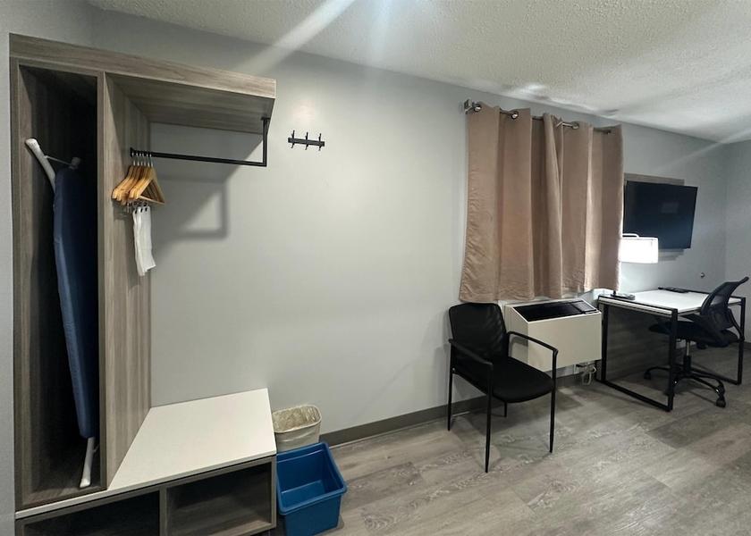 Ontario Bracebridge Room