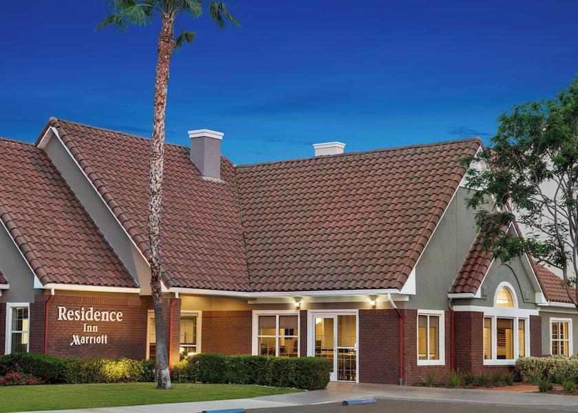 California Palmdale Exterior Detail