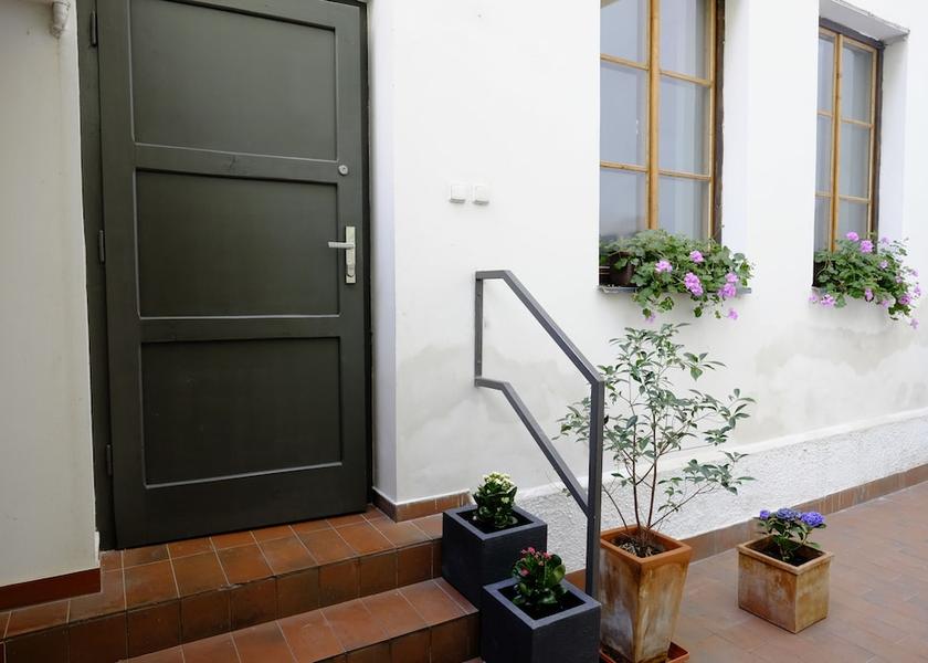 Prague (region) Prague Entrance