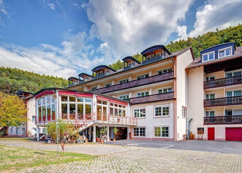 Bavaria Heimbuchenthal Facade