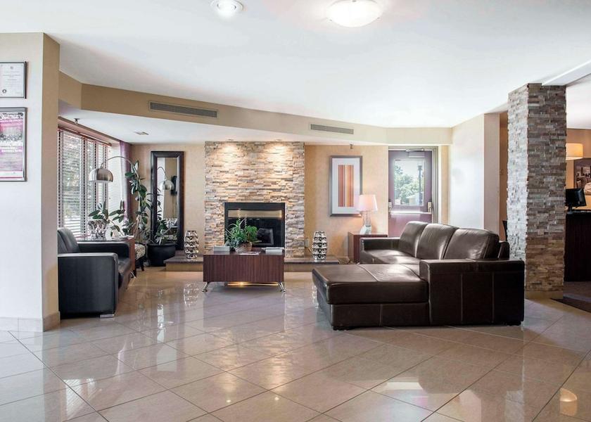 Ontario Pembroke Lobby