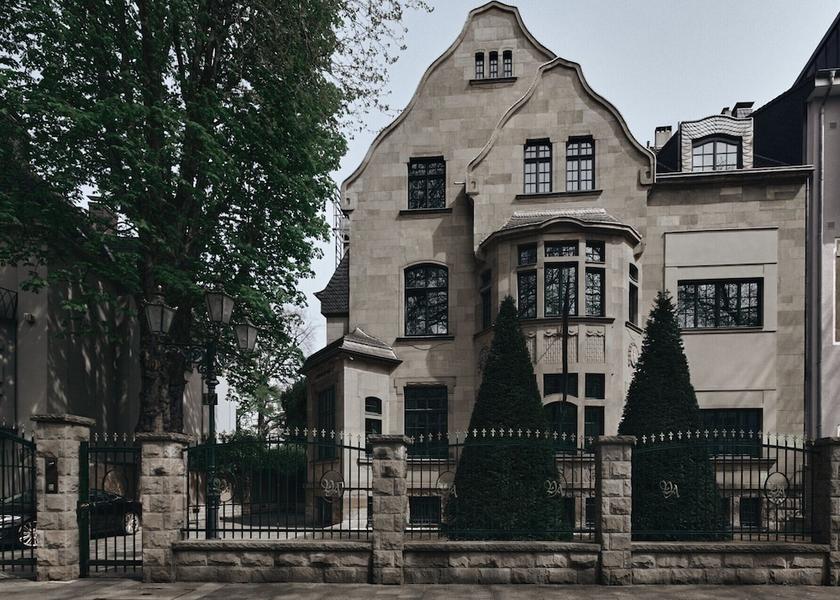 North Rhine-Westphalia Dusseldorf Front of property