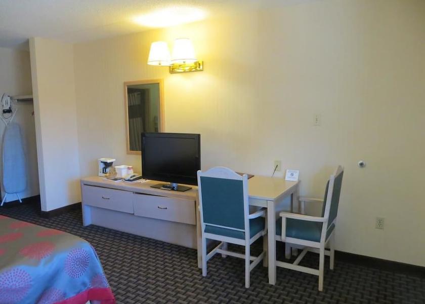 Alberta Calgary Room