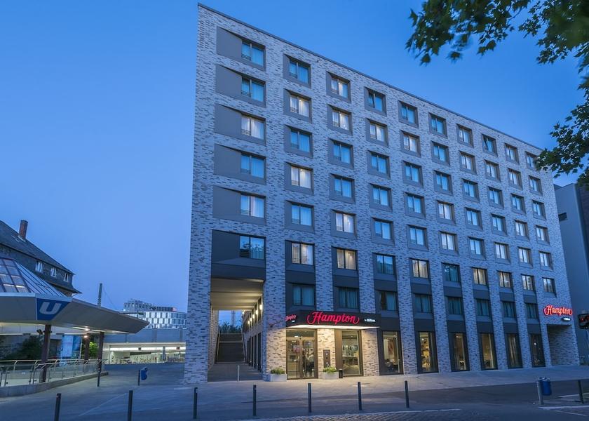 Hessen Frankfurt Front of property - evening/night