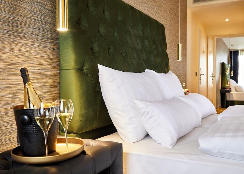 North Rhine-Westphalia Düsseldorf Room
