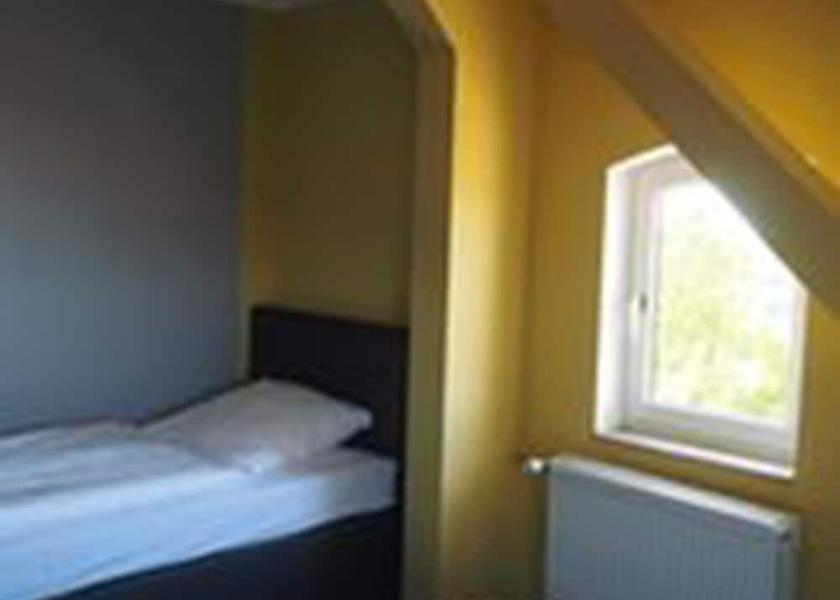 Lower Saxony Sarstedt Room