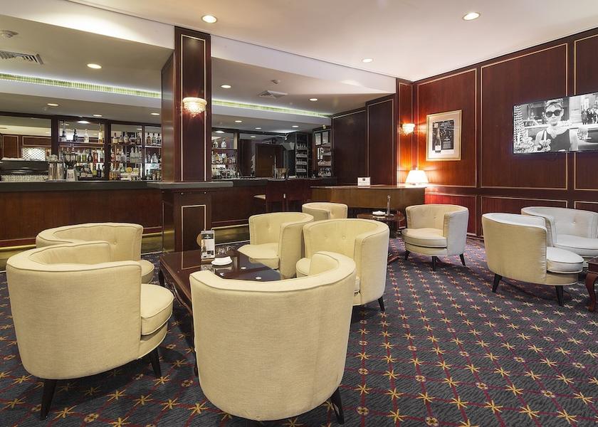 Queensland Brisbane Lounge