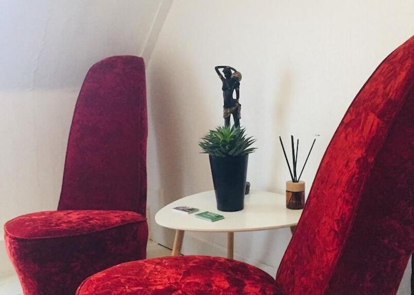 Hovedstaden Ronne Living Area