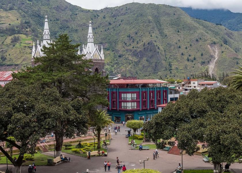 Tungurahua Banos Garden