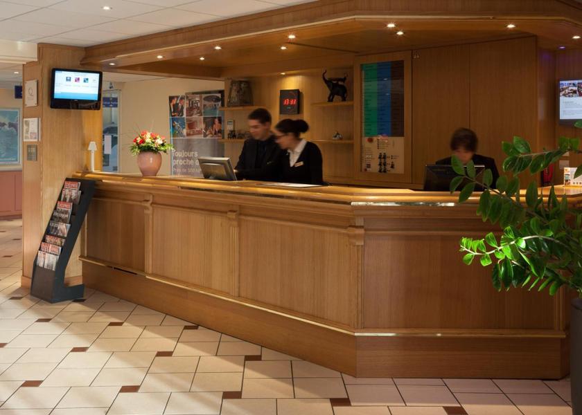 Ile-de-France Le Mesnil-Amelot lobby