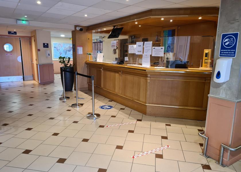 Ile-de-France Le Mesnil-Amelot reception