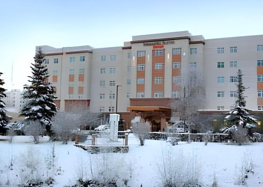Alaska Fairbanks Hotel Exterior
