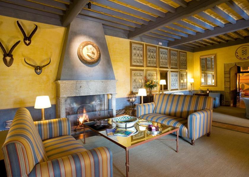 Extremadura Jarandilla de la Vera shared lounge/tv area