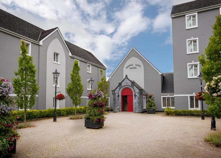 County Clare Ennis Hotel Exterior