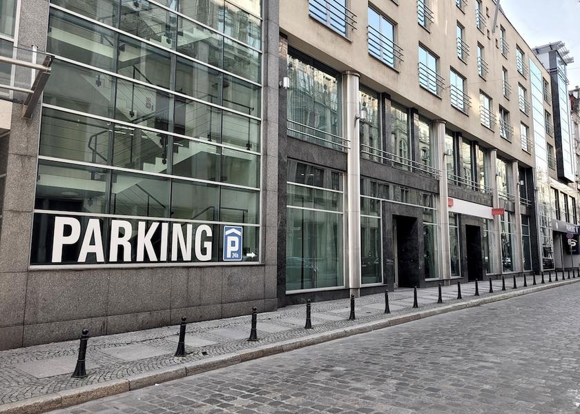 Lower Silesian Voivodeship Wroclaw Parking