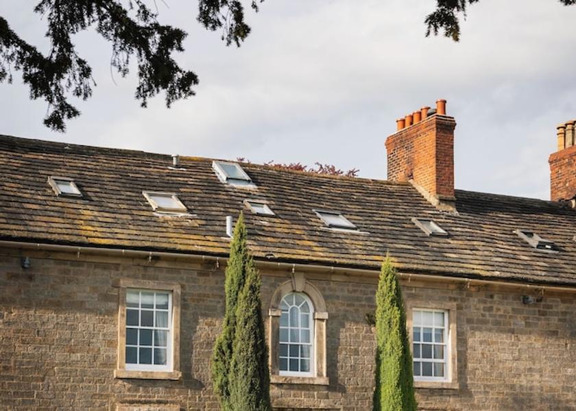 England Bakewell Exterior Detail