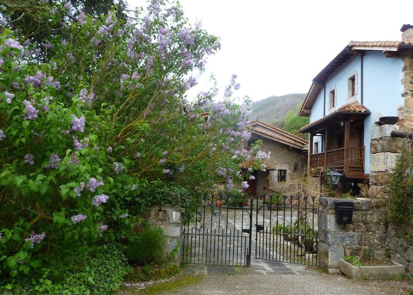 Cantabria Cillorigo de Liebana Exterior Detail