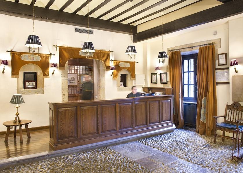 Cantabria Santillana del Mar Reception