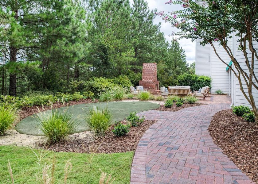 North Carolina Pinehurst Courtyard