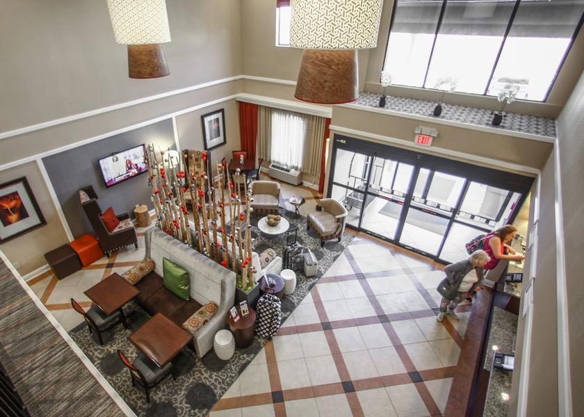 Georgia Decatur Exterior Detail