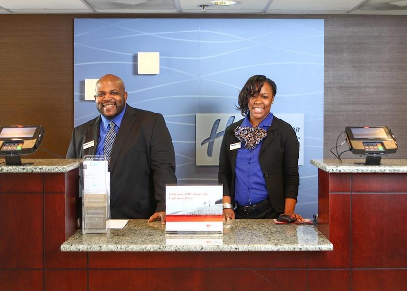 Georgia Decatur Exterior Detail