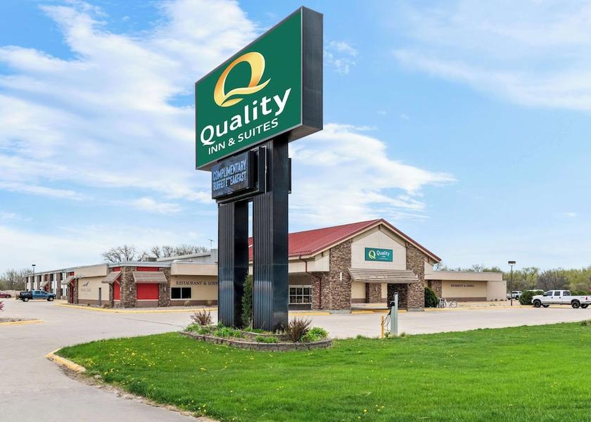 Nebraska Columbus Exterior Detail