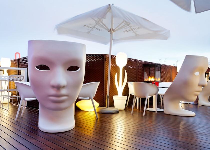 Catalonia Barcelona Poolside bar