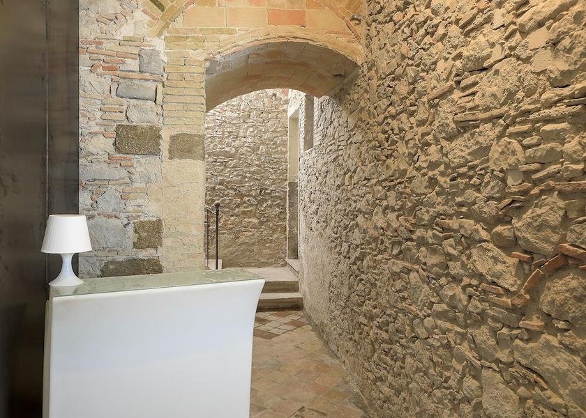 Catalonia Girona Lobby