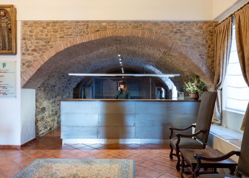 La Rioja Santo Domingo de la Calzada lobby