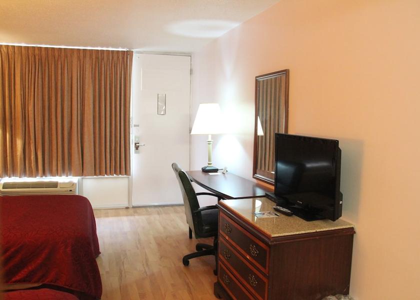 Nebraska Norfolk Room