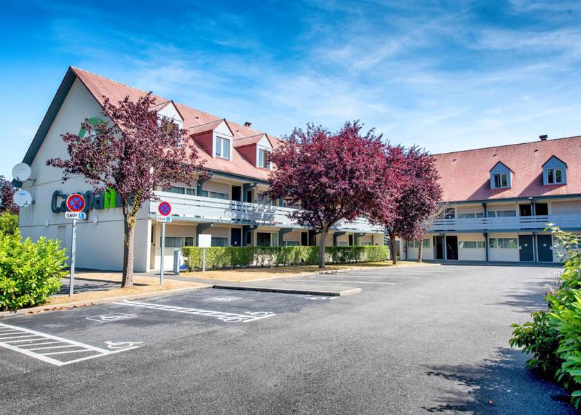 Normandy Saint-Arnoult exterior view