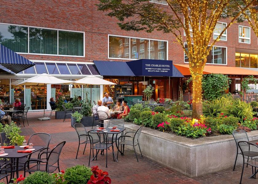 Massachusetts Cambridge Outdoor Dining
