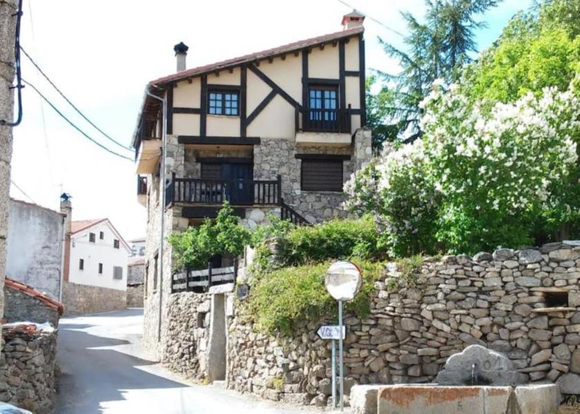Castile and León Navarredonda de Gredos Facade