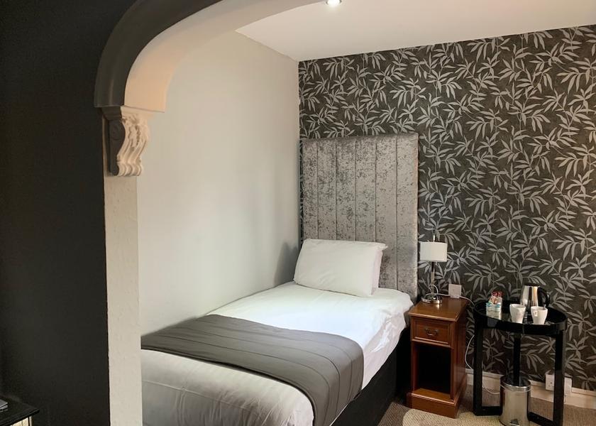 England Walsall Room