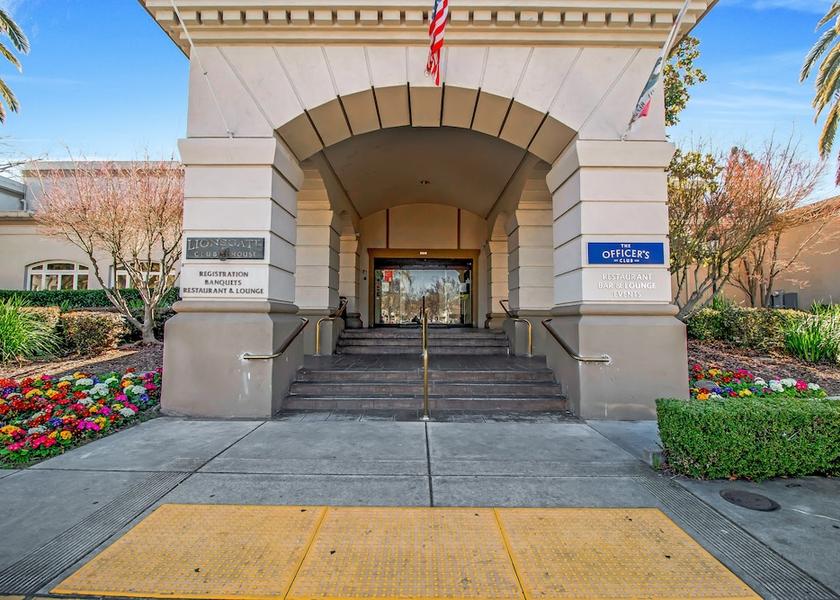 California Mcclellan Exterior Detail