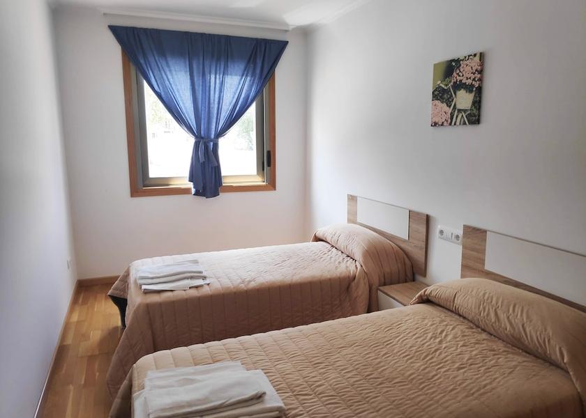 Galicia Ares Room