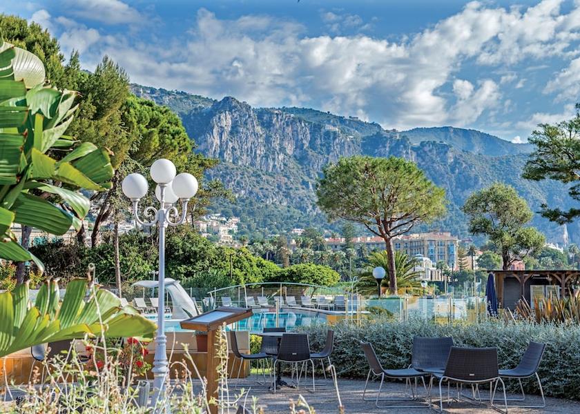 Provence-Alpes-Côte d'Azur Beaulieu-sur-Mer Mountain view