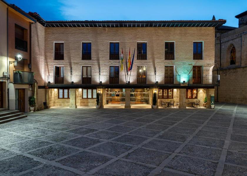 La Rioja Santo Domingo de la Calzada exterior view