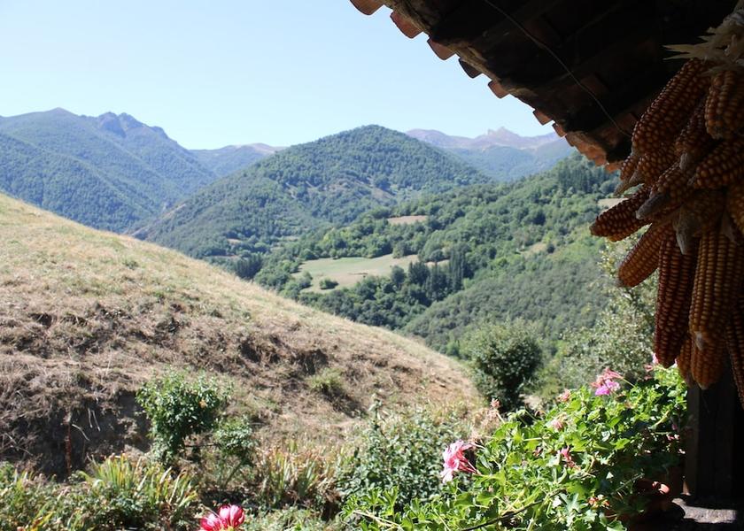 Cantabria Camaleno Mountain View
