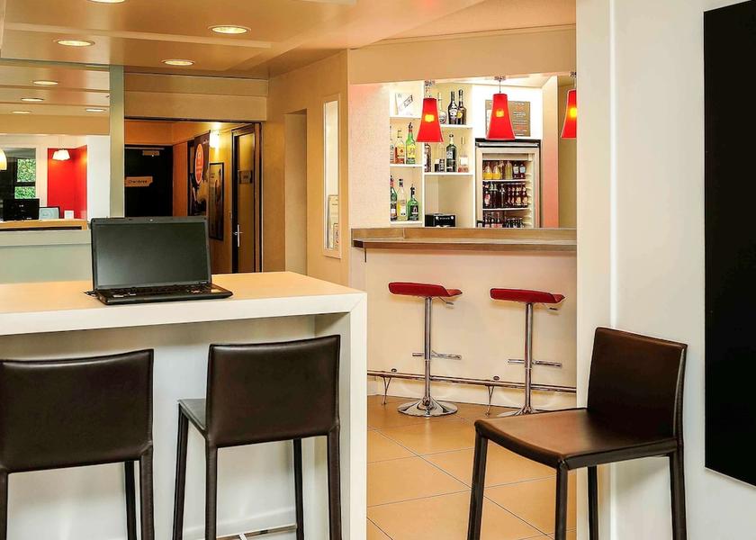 Auvergne-Rhone-Alpes Beynost Bar